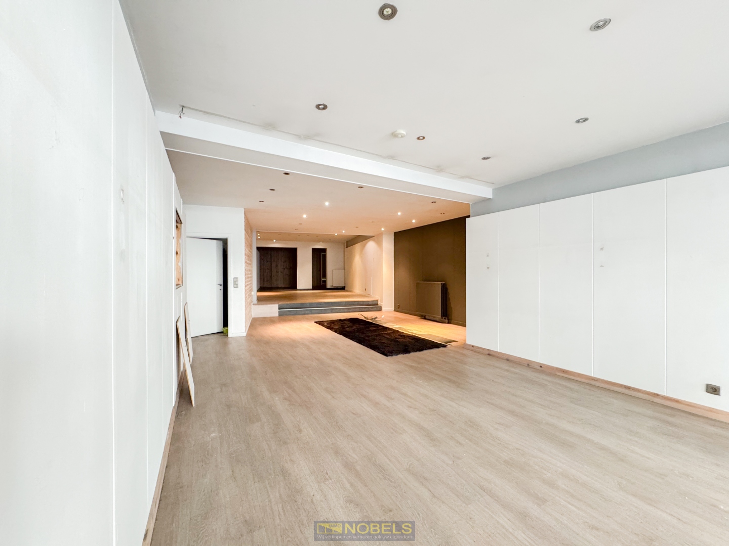 Te koop, multifunctioneel handelspand met ruime woonst in stadskern van Zottegem - foto 5