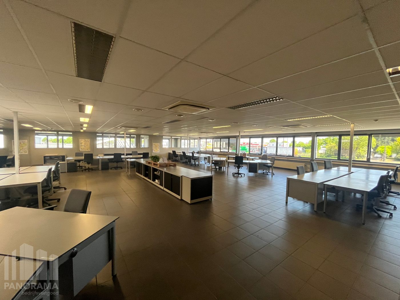 96 m² instapklare kantoorruimte nabij de E17 Nazareth-De Pinte - foto 4