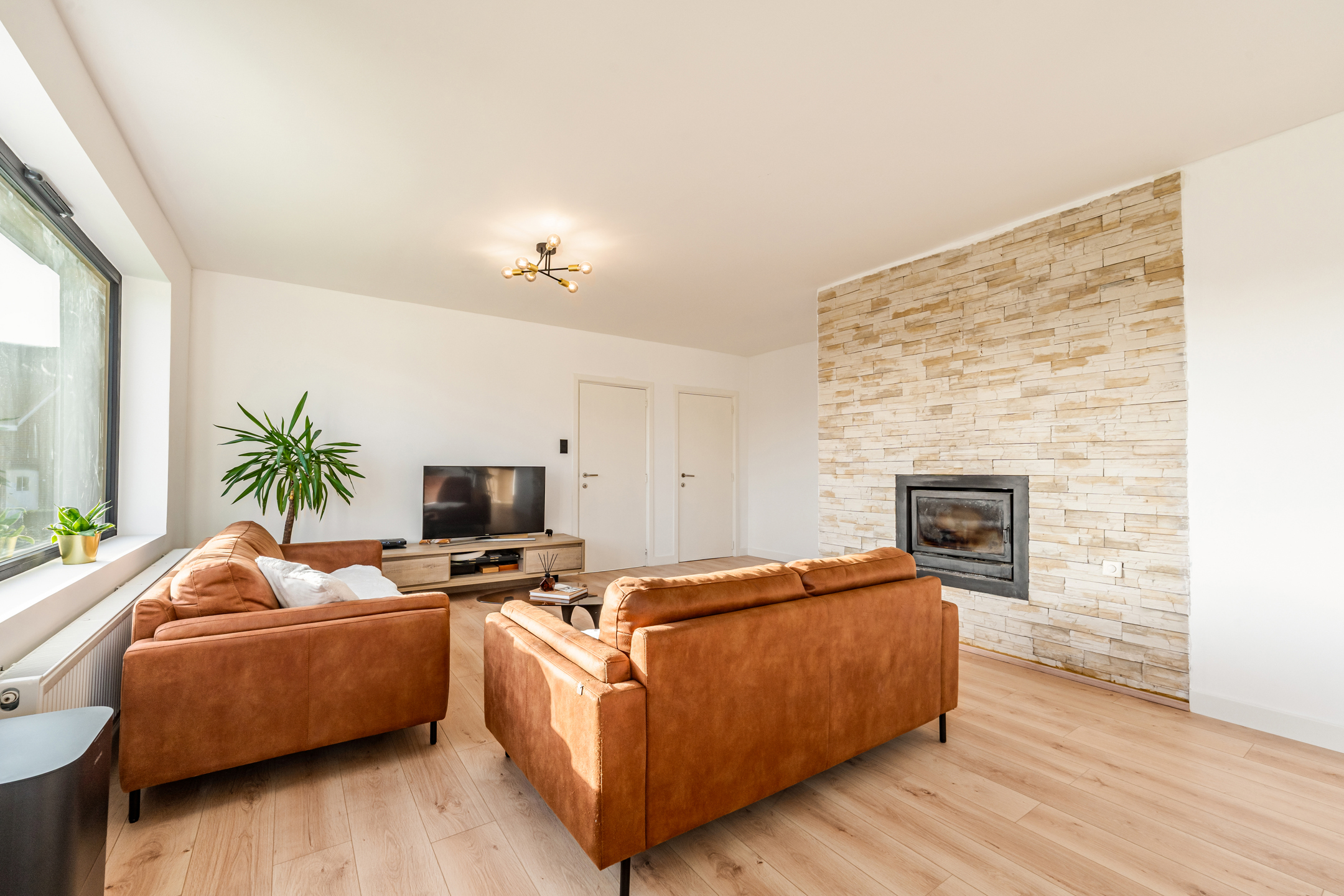 Bungalow in Astene, stijlvol gerenoveerd en energiezuinig - foto 5