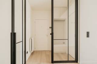 Luxueus appartement aan de Zoutwerf – unieke woonbeleving in hartje Mechelen Op een betoverende locatie aan de Dijle, verscholen achter een...