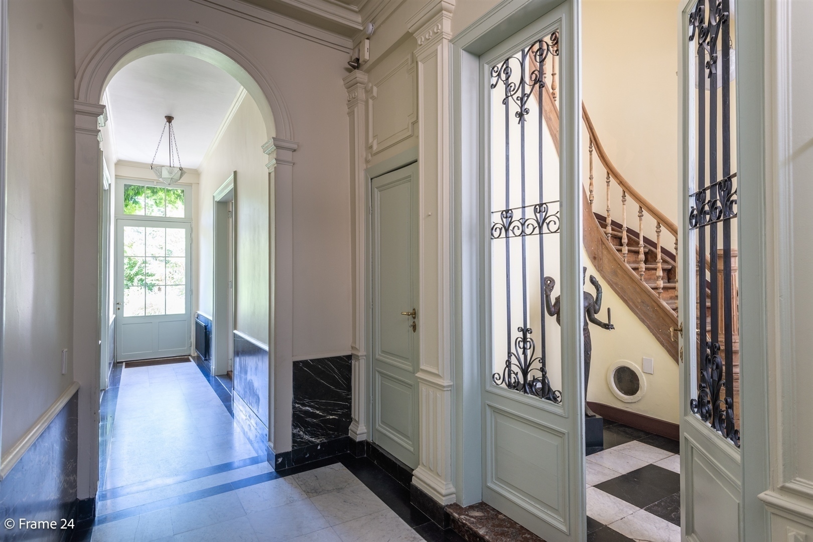 Bij Oudaan en Mechelseplein ∣ Uitzonderlijke meesterwoning - foto 2