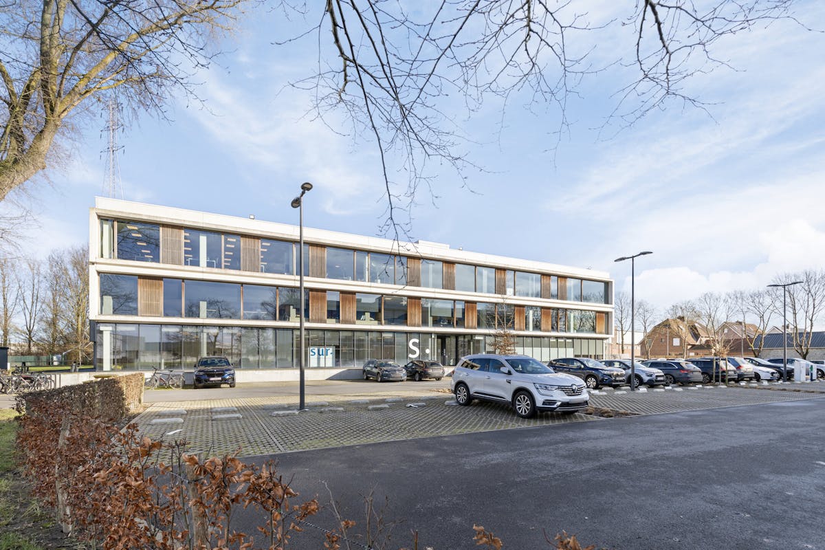 Office for rent in Z-Offices in Zwevegem - photo 2