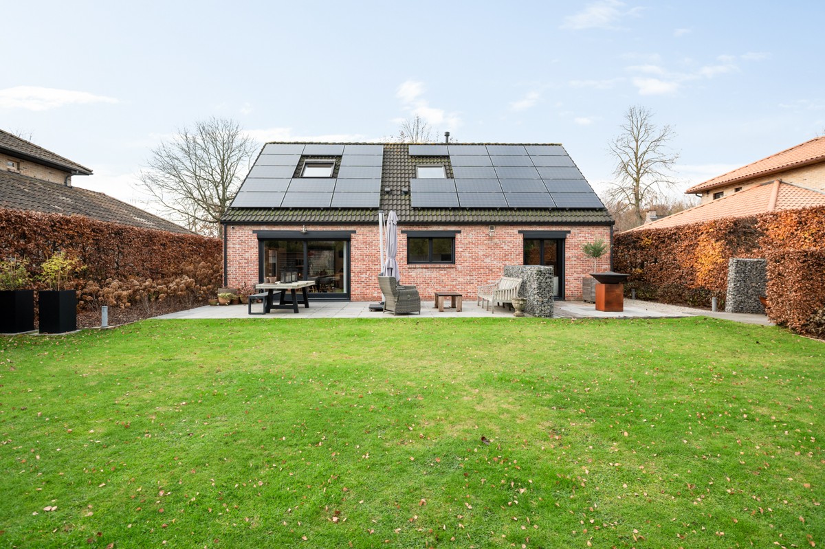 House for sale in Schoten with 3 bedrooms - photo 2