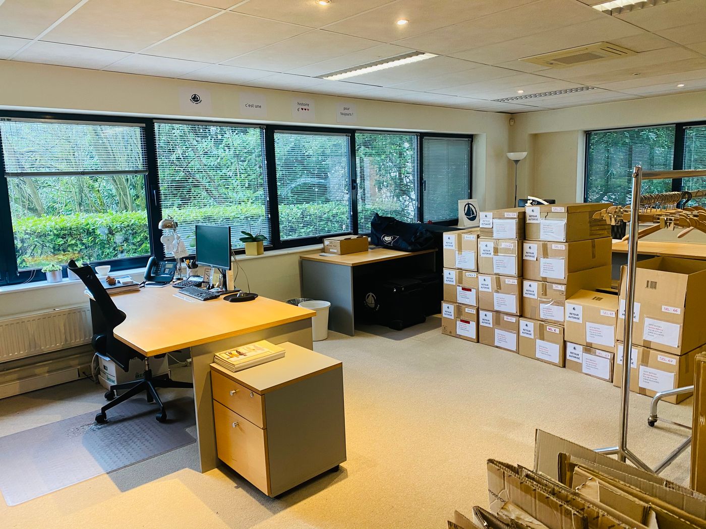 Bureaux de 300 m² à louer à coté du noeud A12/R0 - photo 4