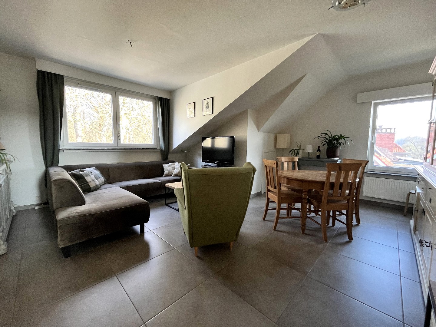 Hedendaags appartement met garage - foto 2