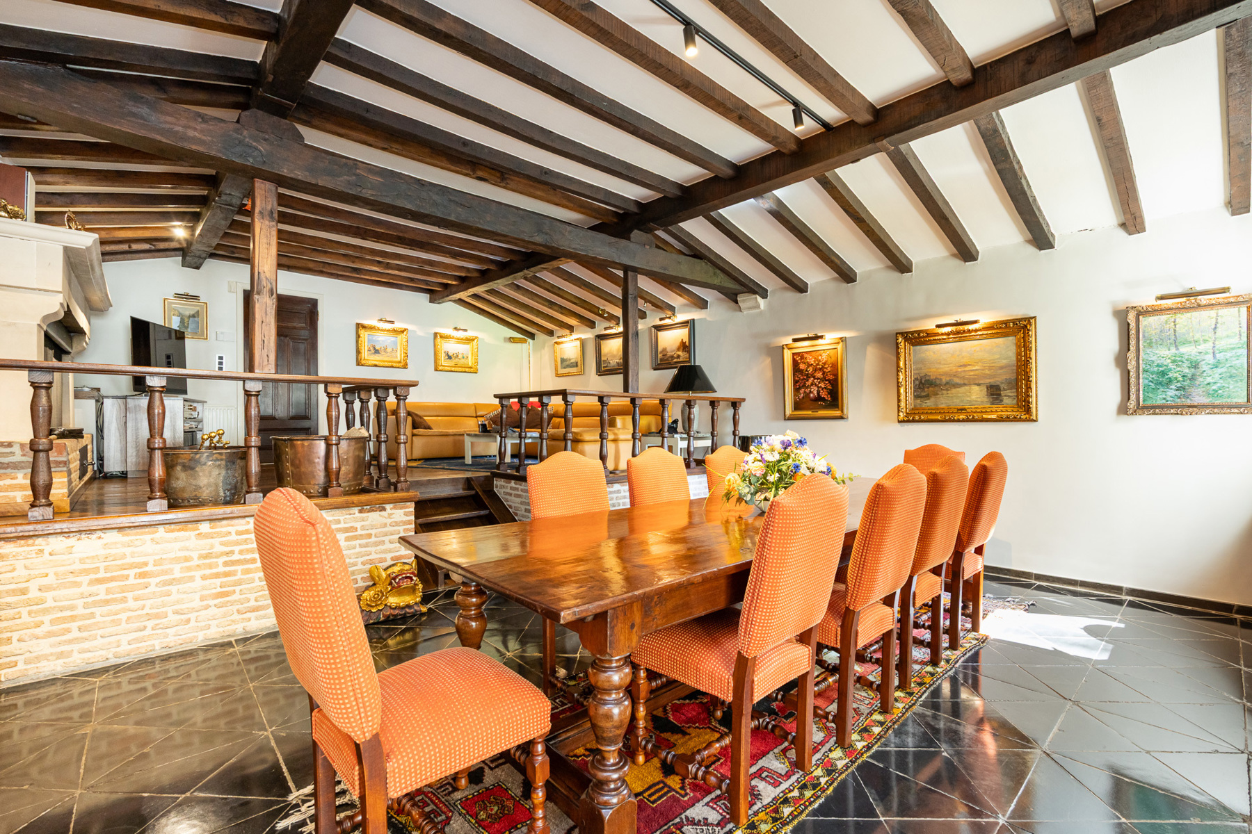 KASTEELVILLA MET BINNENZWEMBAD OP 7.233M² - foto 4