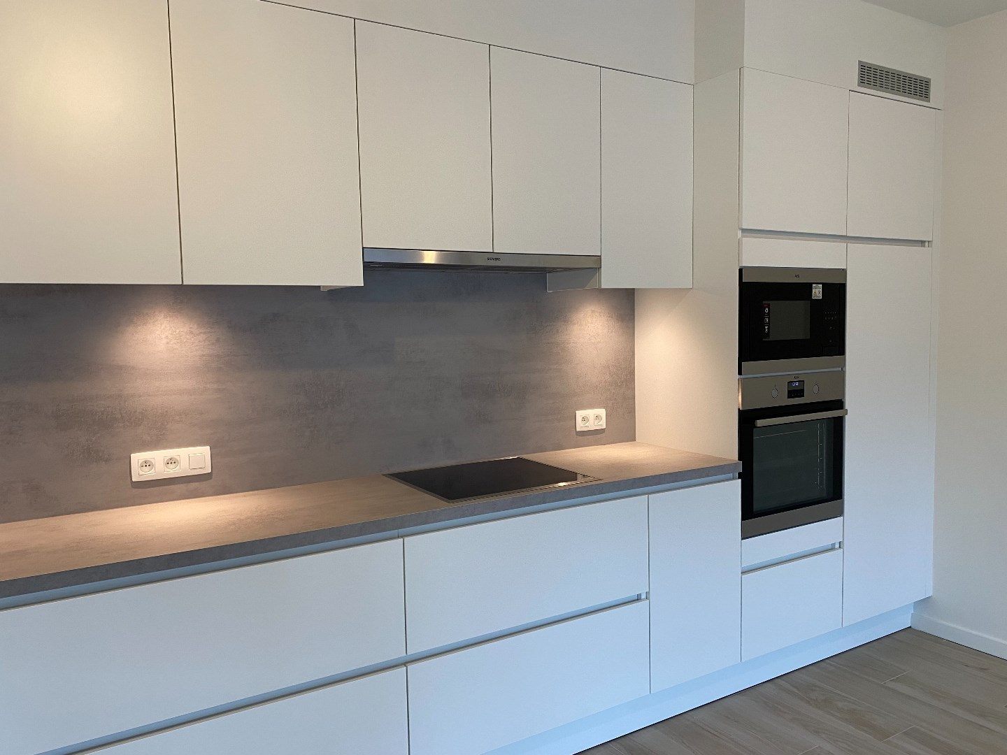 Luxueus gelijkvloers nieuwbouwappartement met 1 slaapkamer en autostaanplaats - foto 4