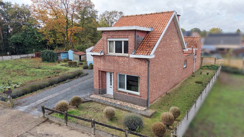 Te renoveren woning van 133m² op 14 are - foto 1