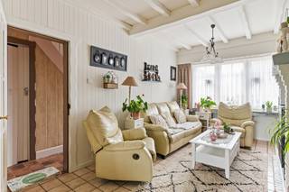 Interesse in deze gezellige woning met een tuin en een prachtig uitzicht?Bekijk de virtuele toer en maak via Livitas.be ONLINE je afspraak.Tegen...