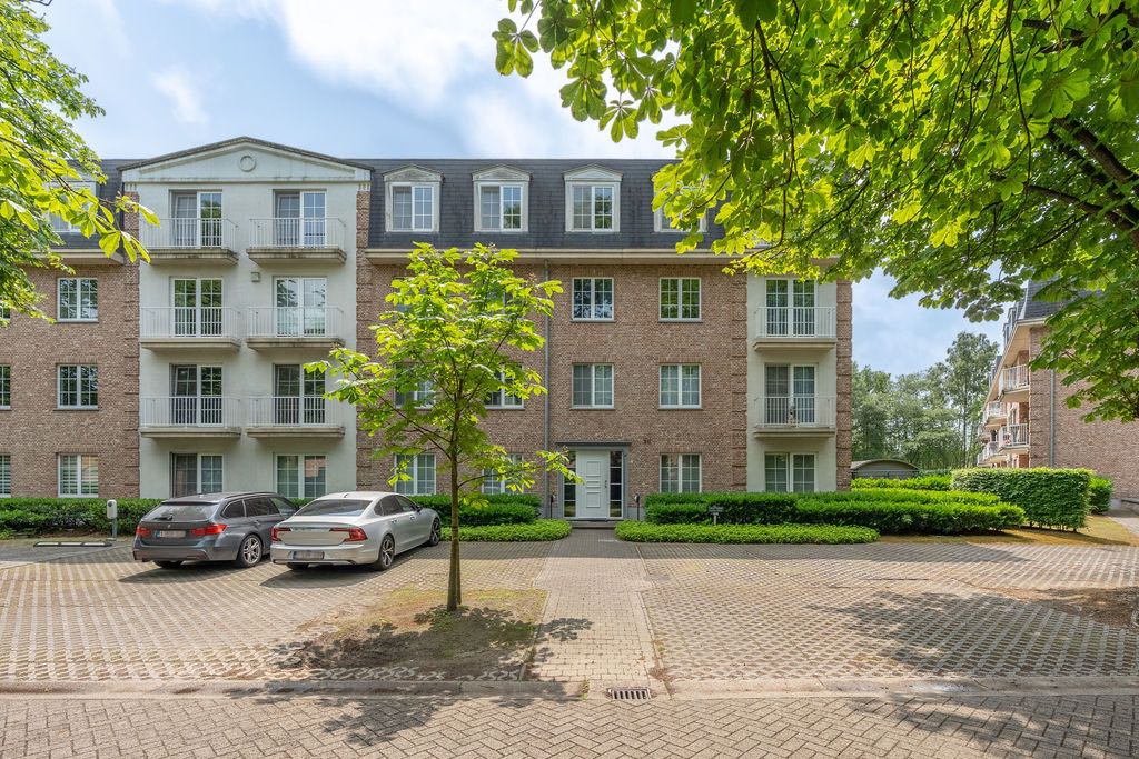 Appartement te koop in Malle met 3 slaapkamers - foto 2