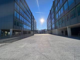 Fenomenaal gelegen kantoren met een oppervlakte van 2.000 m² (en meer) te huur aan The Loop, op amper 2 km van het knooppunt E40/E17 en nabij de R4...