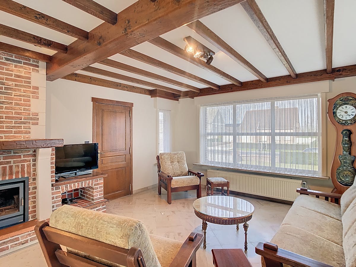 Woning met 4 slaapkamers, dubbele garage en tuin in Boezinge - foto 5