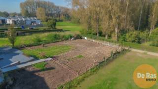 SMETLEDE - Bouwgrond, geschikt voor het bouwen van een open bebouwing, gelegen in een uiterst rustige straat op een perceel van 6a19ca (lot 2 + 3...