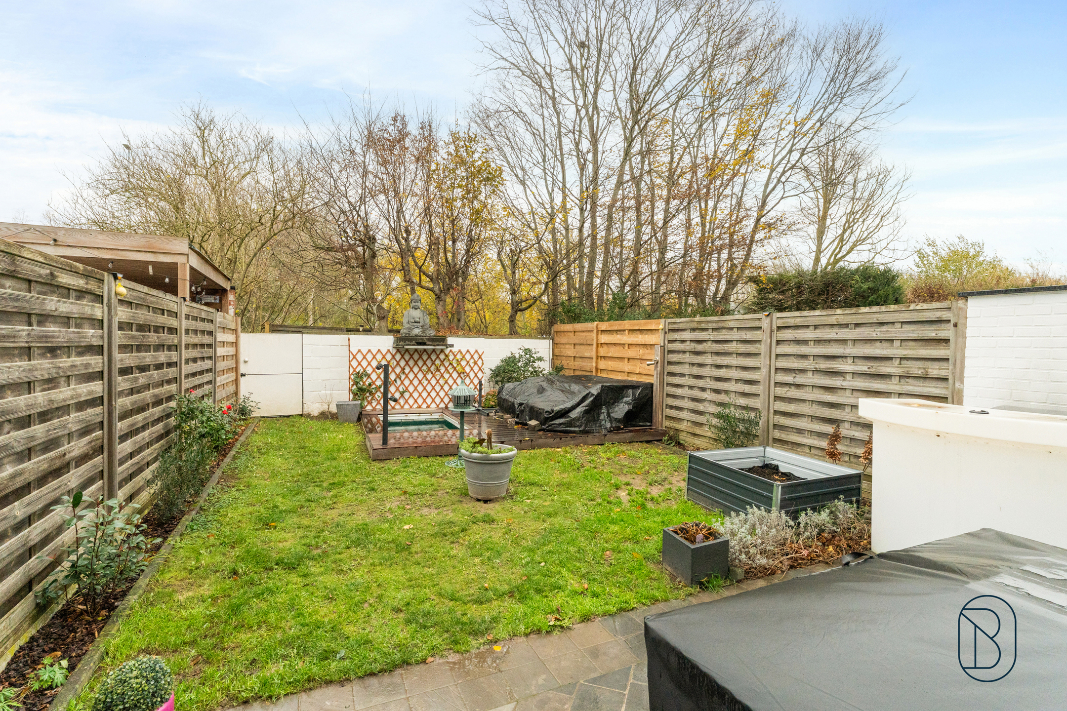 Instapklare woning met 4+ kamers, tuin, oprit en garage - foto 3
