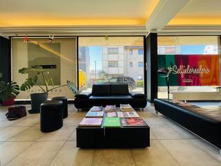 Espace commercial avec bureau/stockageEspace commercial situé dans un emplacement central avec passage en visibilité. Comprend une grande surface...