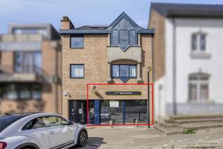 Ben je op zoek naaar een zorgeloze investering met een betrouwbare huurder? In het centrum van Denderwindeke vind je dit handelspand op...