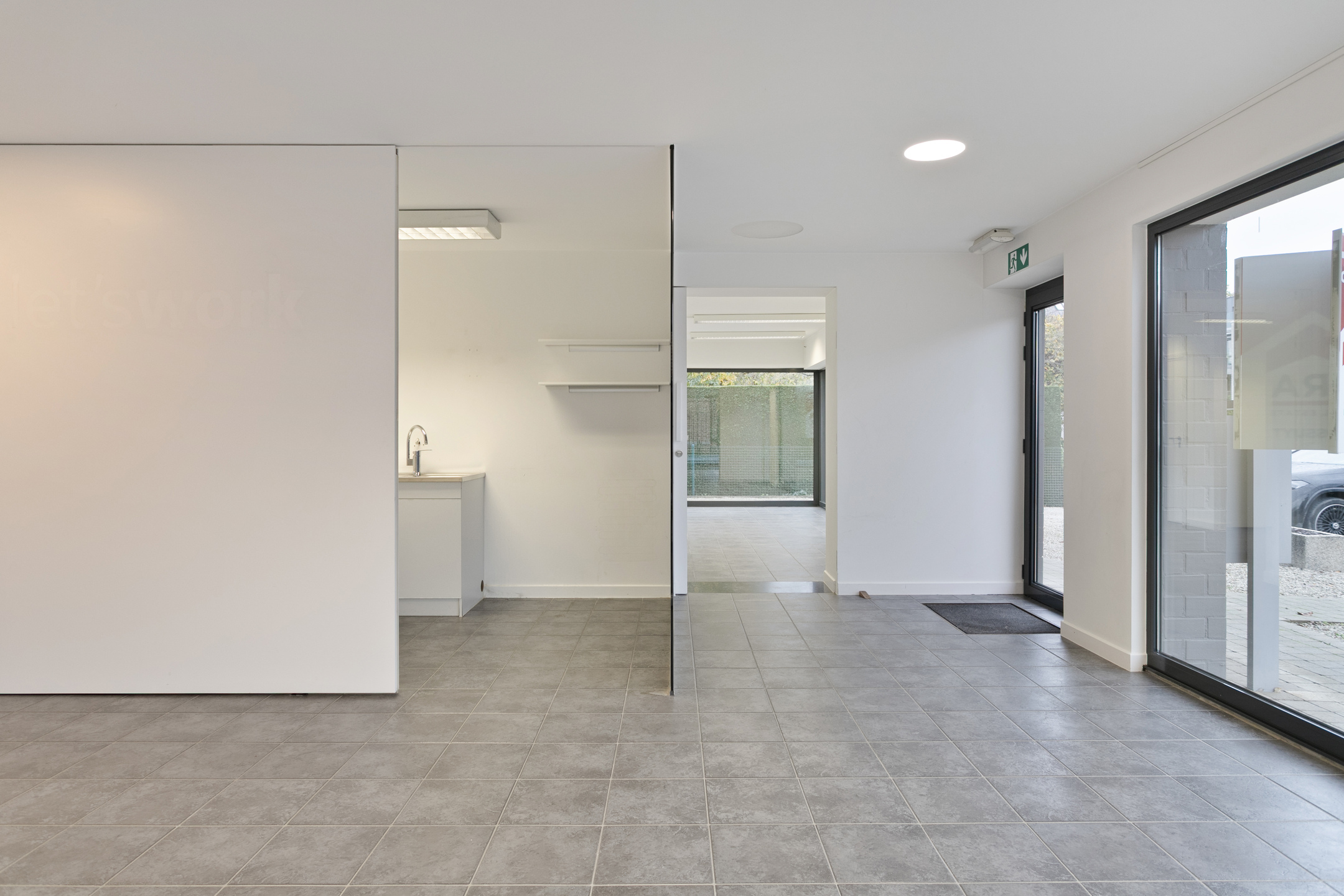 Commercial à louer à Waregem - photo 5