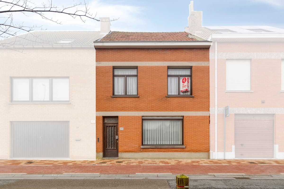 Te renoveren huis te koop in Uitkerke met 4 slaapkamers - foto 1