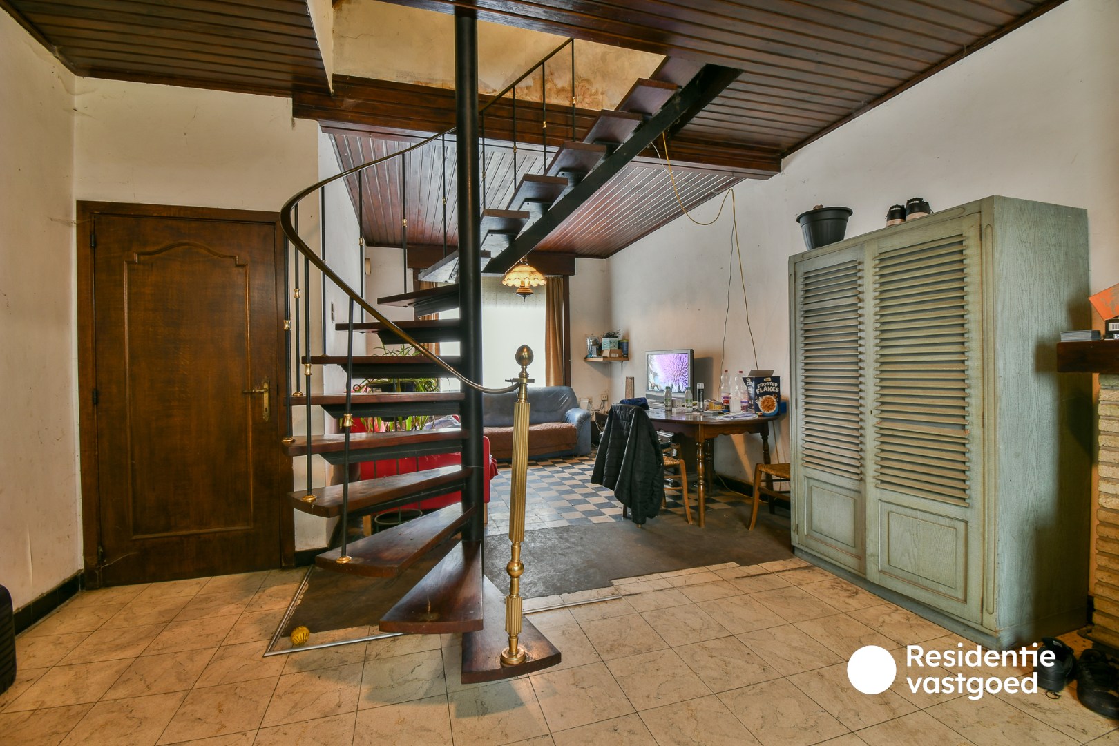Renovatieproject met veel potentieel in het hart van Torhout! - foto 4