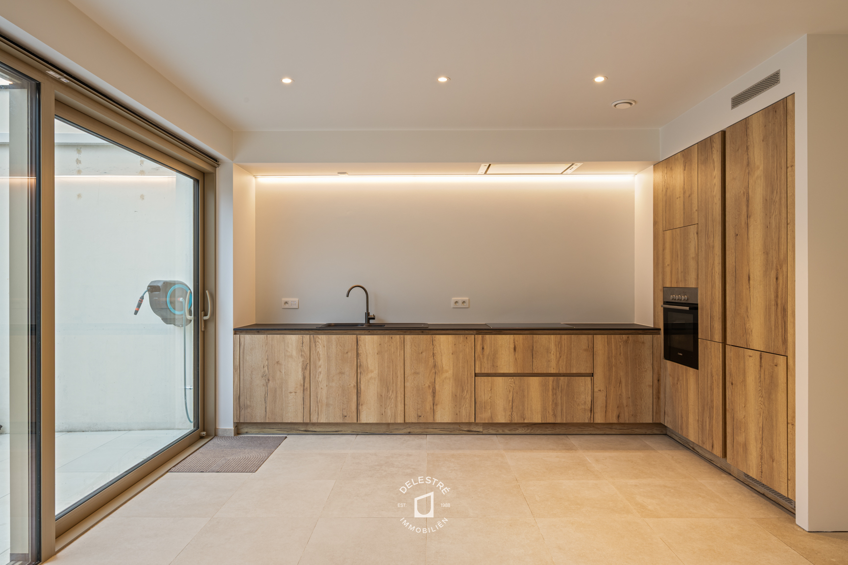 QUASI NIEUWBOUW ZONDER BTW INCL.CARPORT - foto 5