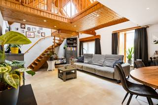 Deze charmante woning is rustig gelegen aan het einde van een doodlopende straat vlakbij het centrum van het pittoreske polderdorp Zandvliet...
