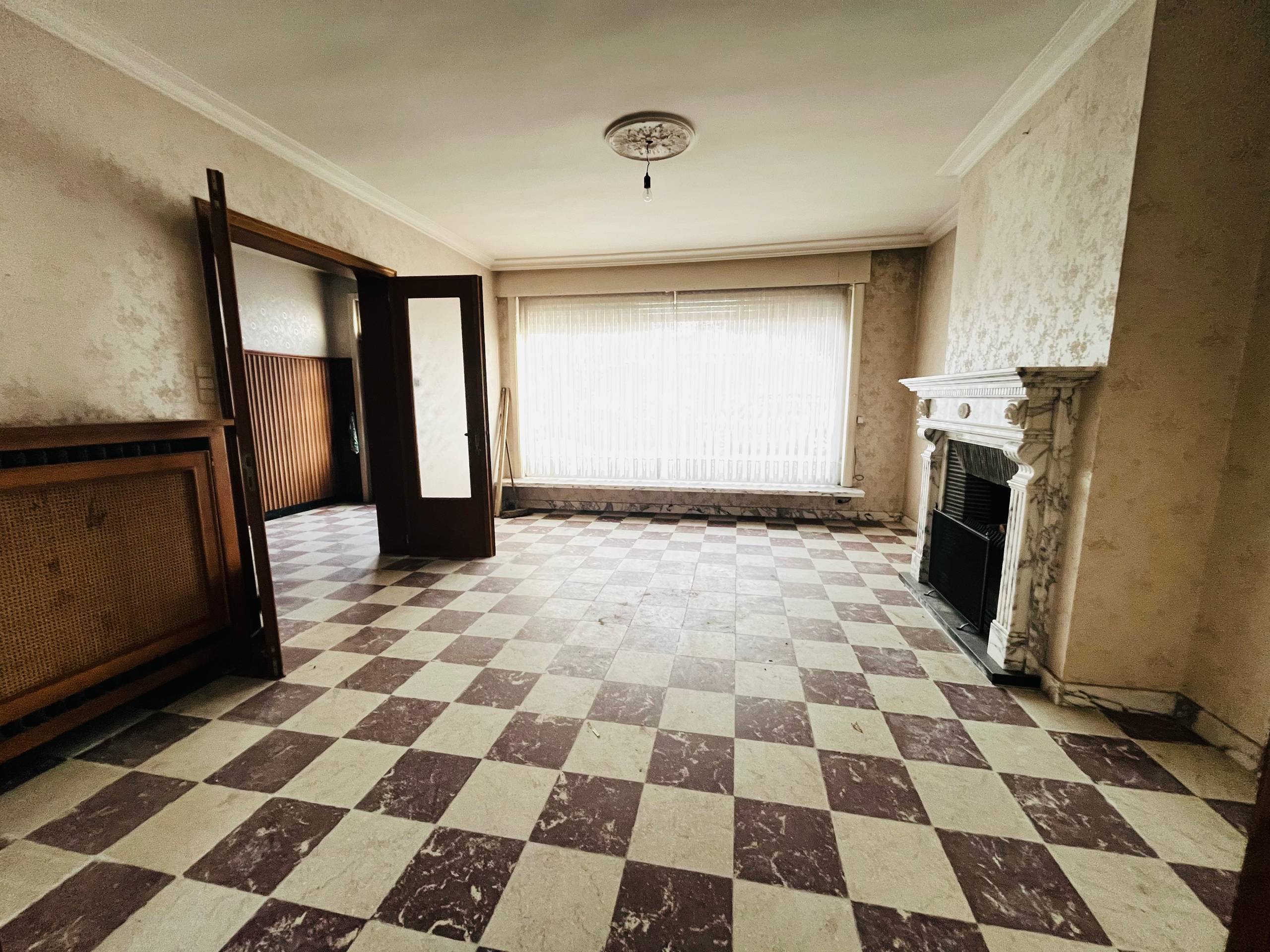 Woning met veel potentieel in hartje Dadizele - foto 4