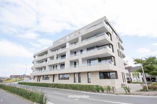 Dit prachtige appartement in Deinze is de perfecte plek om te wonen voor iedereen die op zoek is naar comfort en gemak. Gelegen nabij de markt...