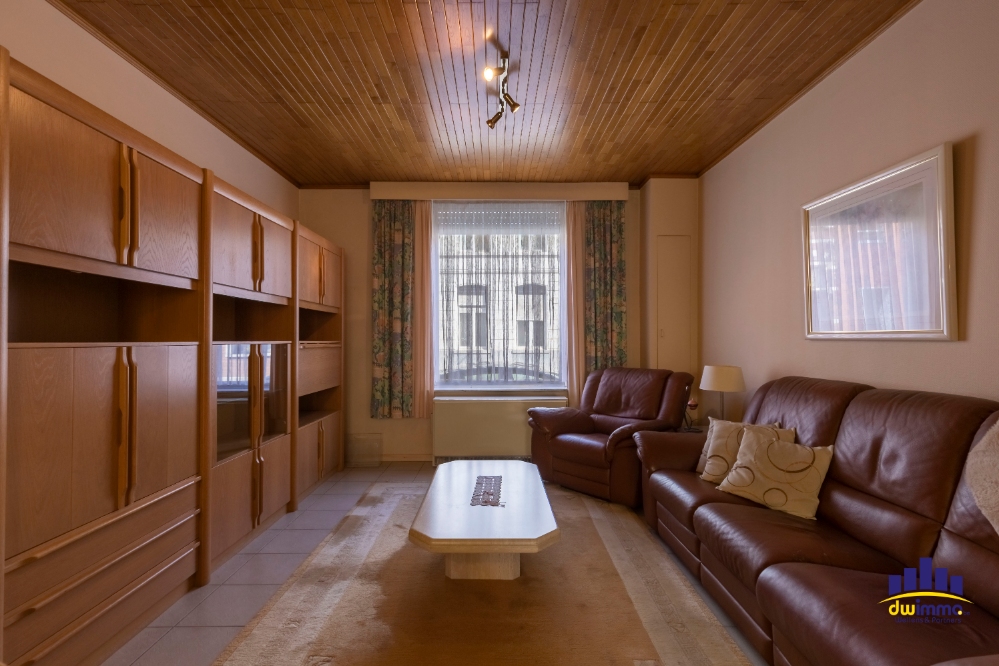 Te koop – Te renoveren rijwoning met tuin in hartje Ledeberg - foto 4
