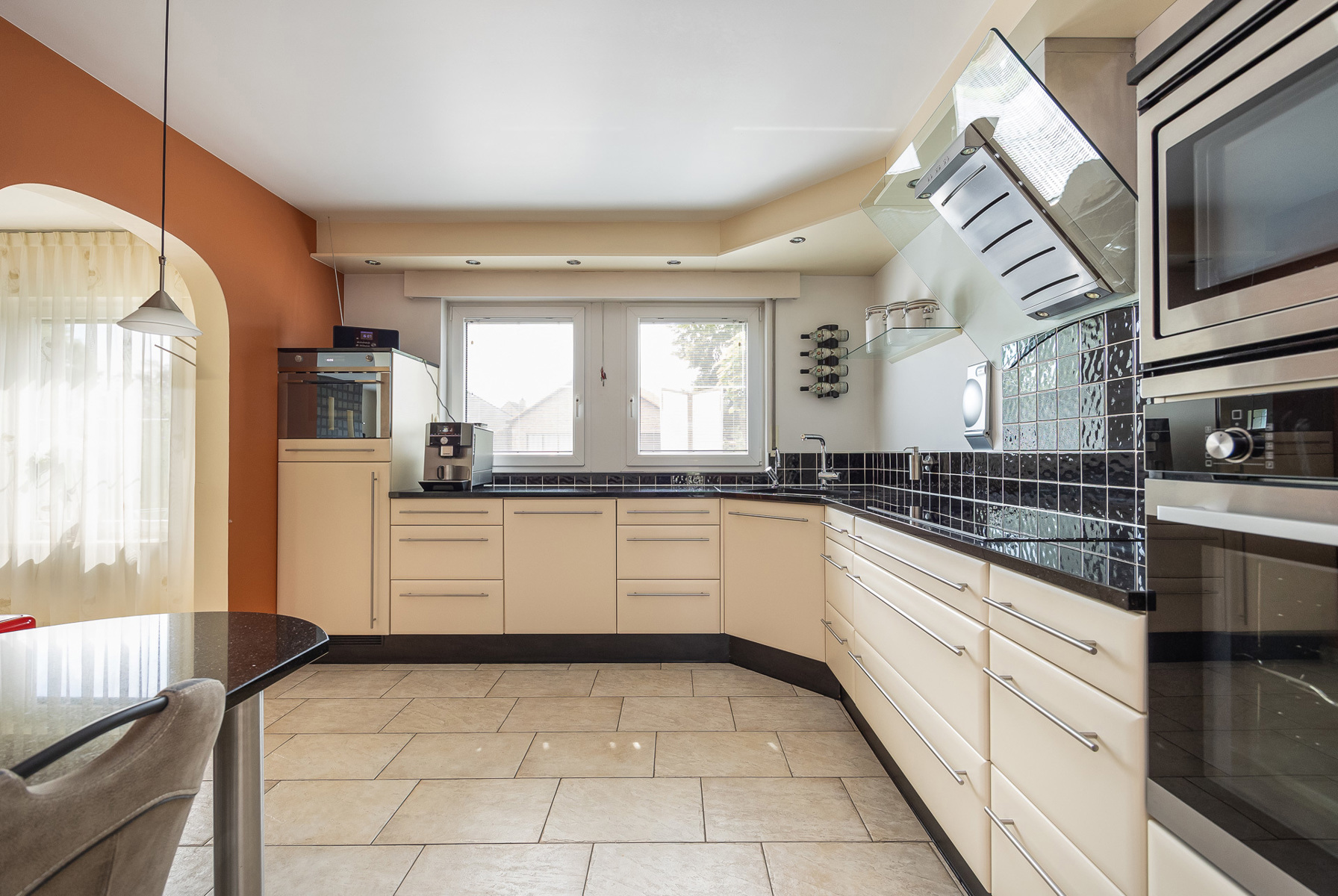 Instapklare gezinswoning met wellness in rustige, centrale ligging - foto 3