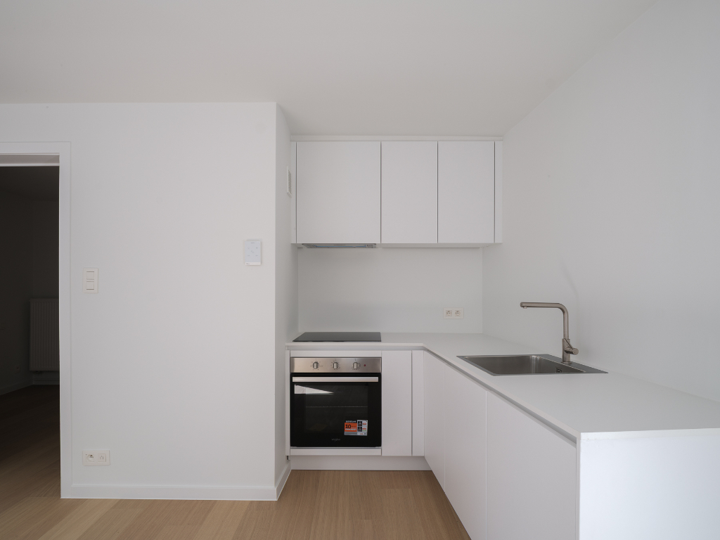 Kwaliteitsvolle gerenoveerd appartement nabij het Groenevalleipark en de Coupure. - foto 4