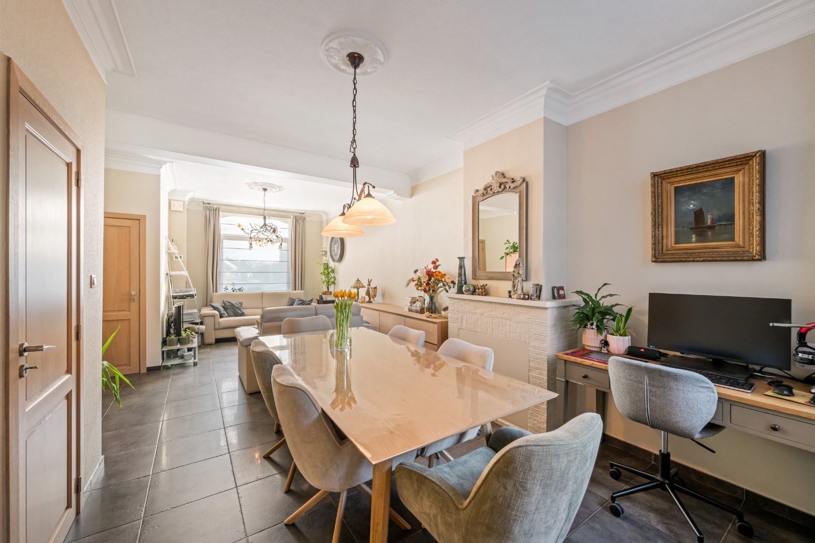 Instapklare woning met 3 slaapkamers en zonnige tuin in Vlamertinge - foto 2