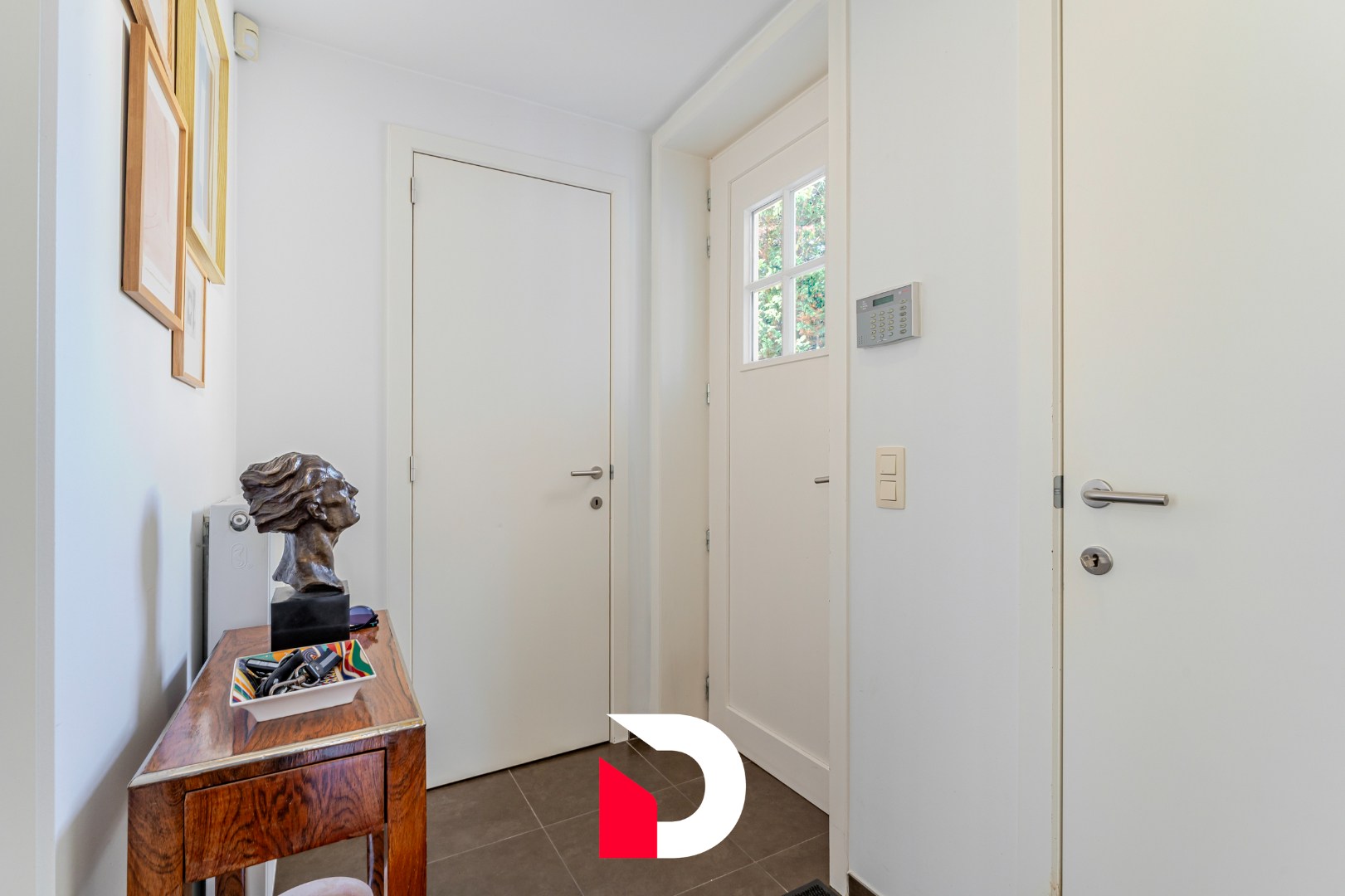 Charmante halfopen en instapklare woning in centrum Moerkerke - foto 3