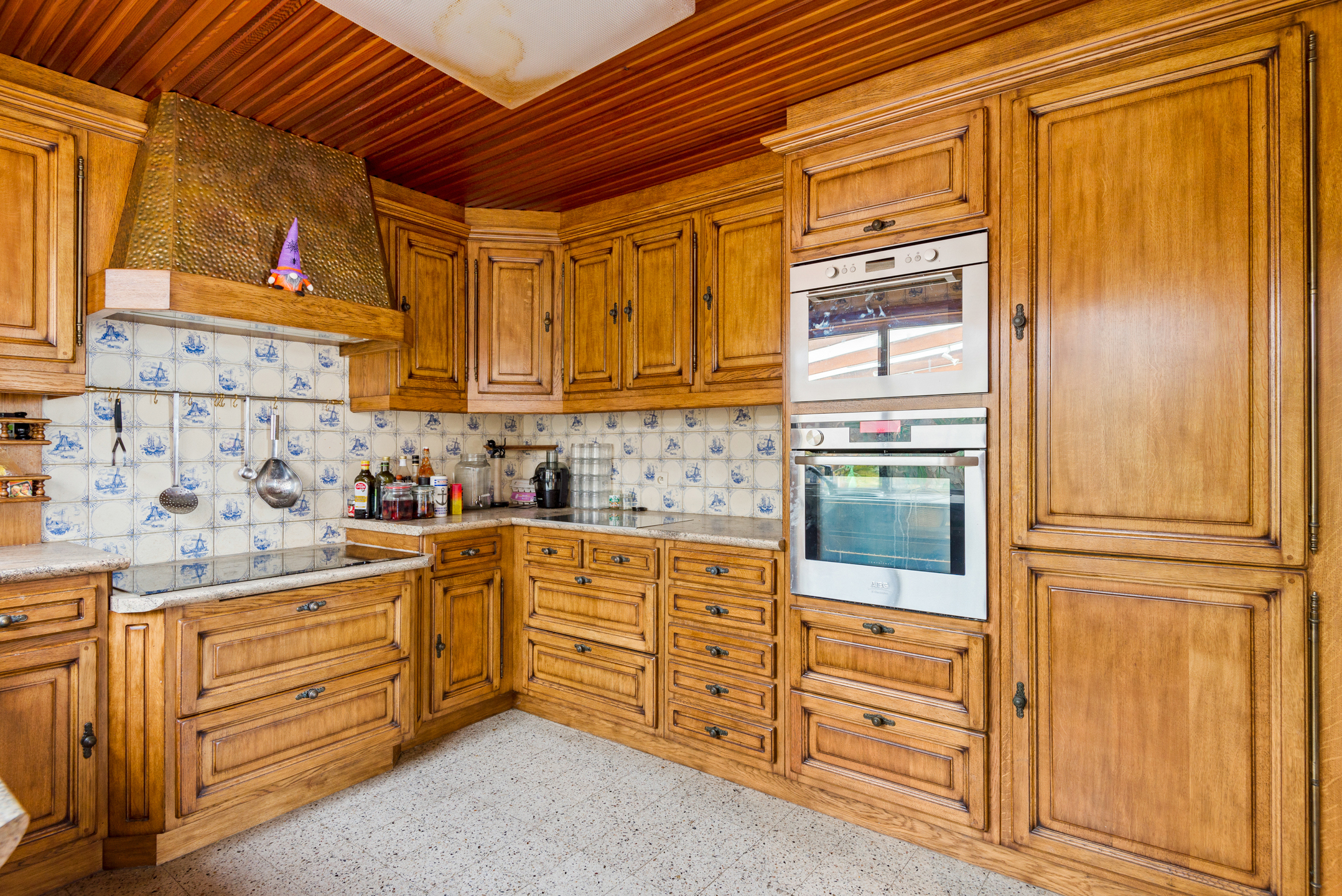 Uitzonderlijk ruime woning in hartje Weerde - foto 5