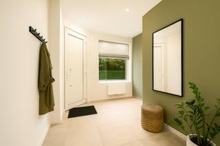 TOPPER! Volledig gerenoveerde woning met 3 slaapkamers en TUIN! Centraal gelegen te Moen, in de nabijheid van scholen, winkels en openbaar...