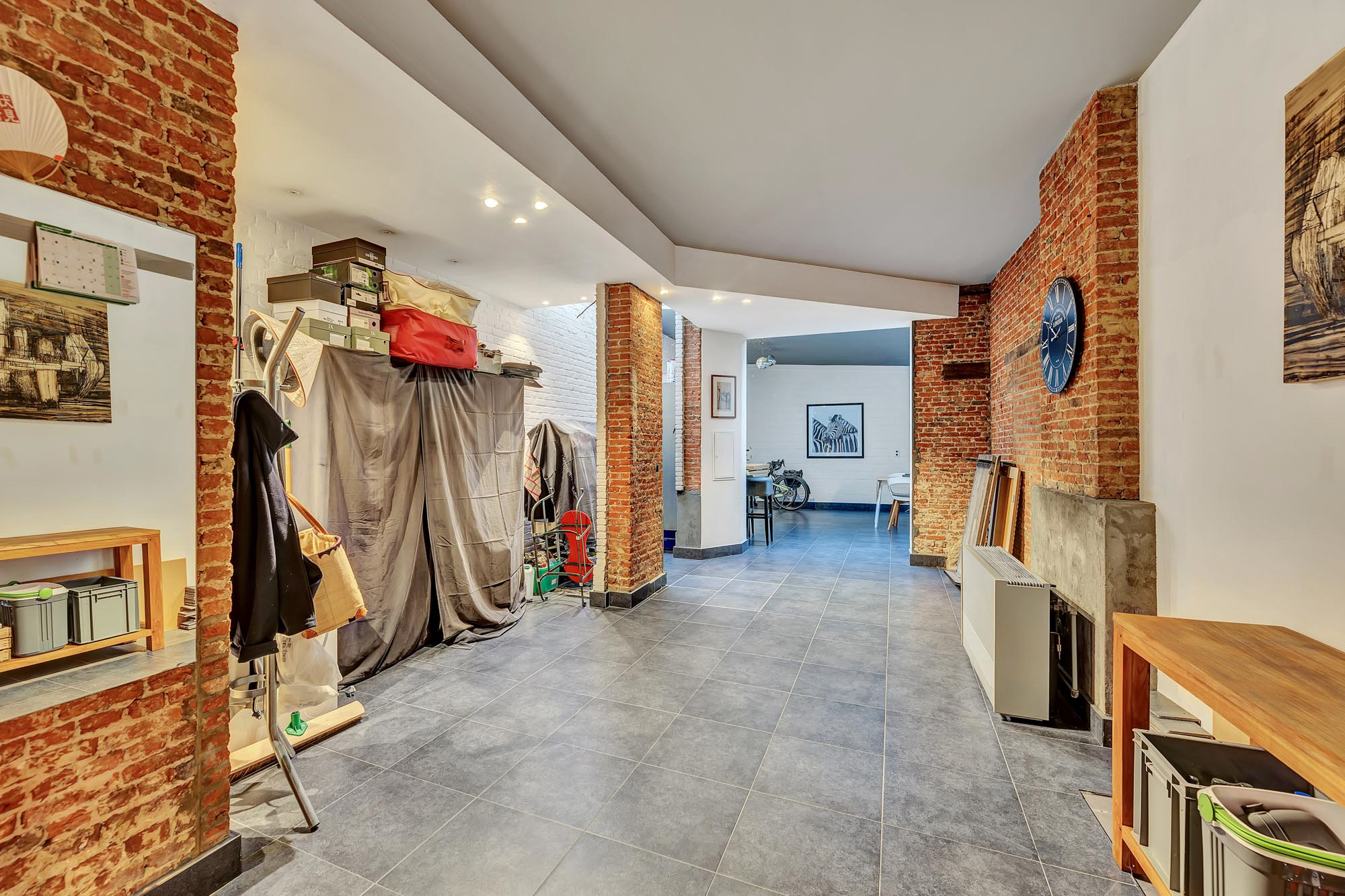 Commercieel gelijksvloers te koop in centrum Aalst - foto 4