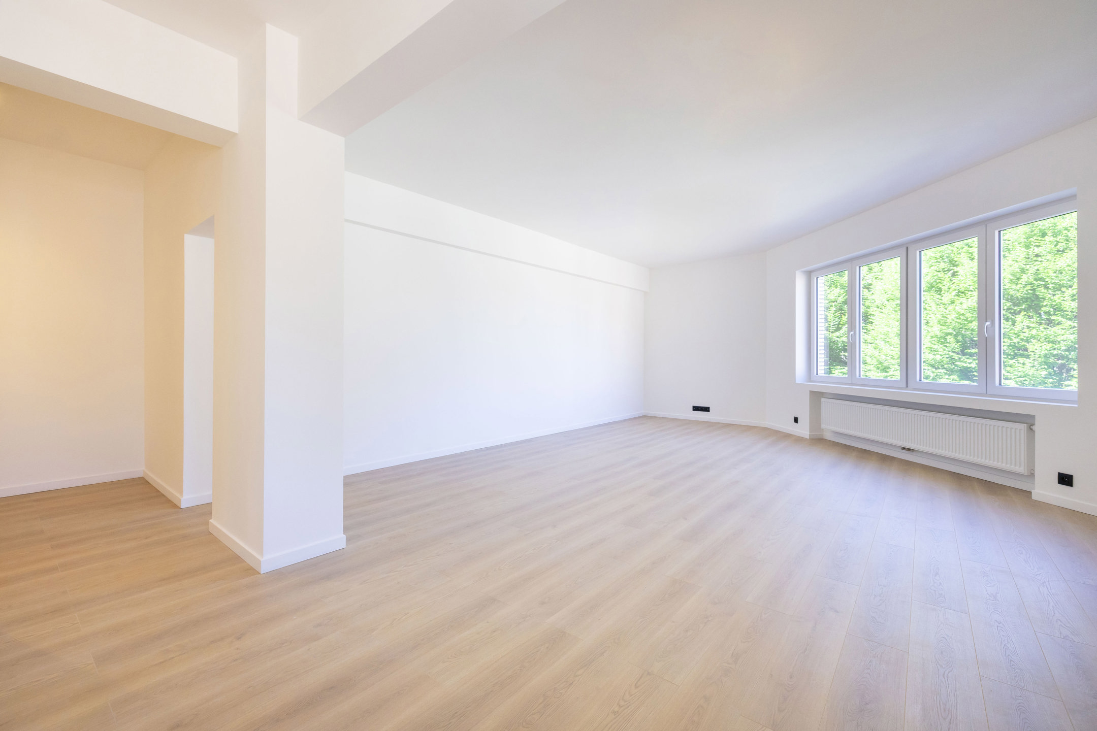 Volledig gerenoveerd appartement - EPC: B- - foto 1