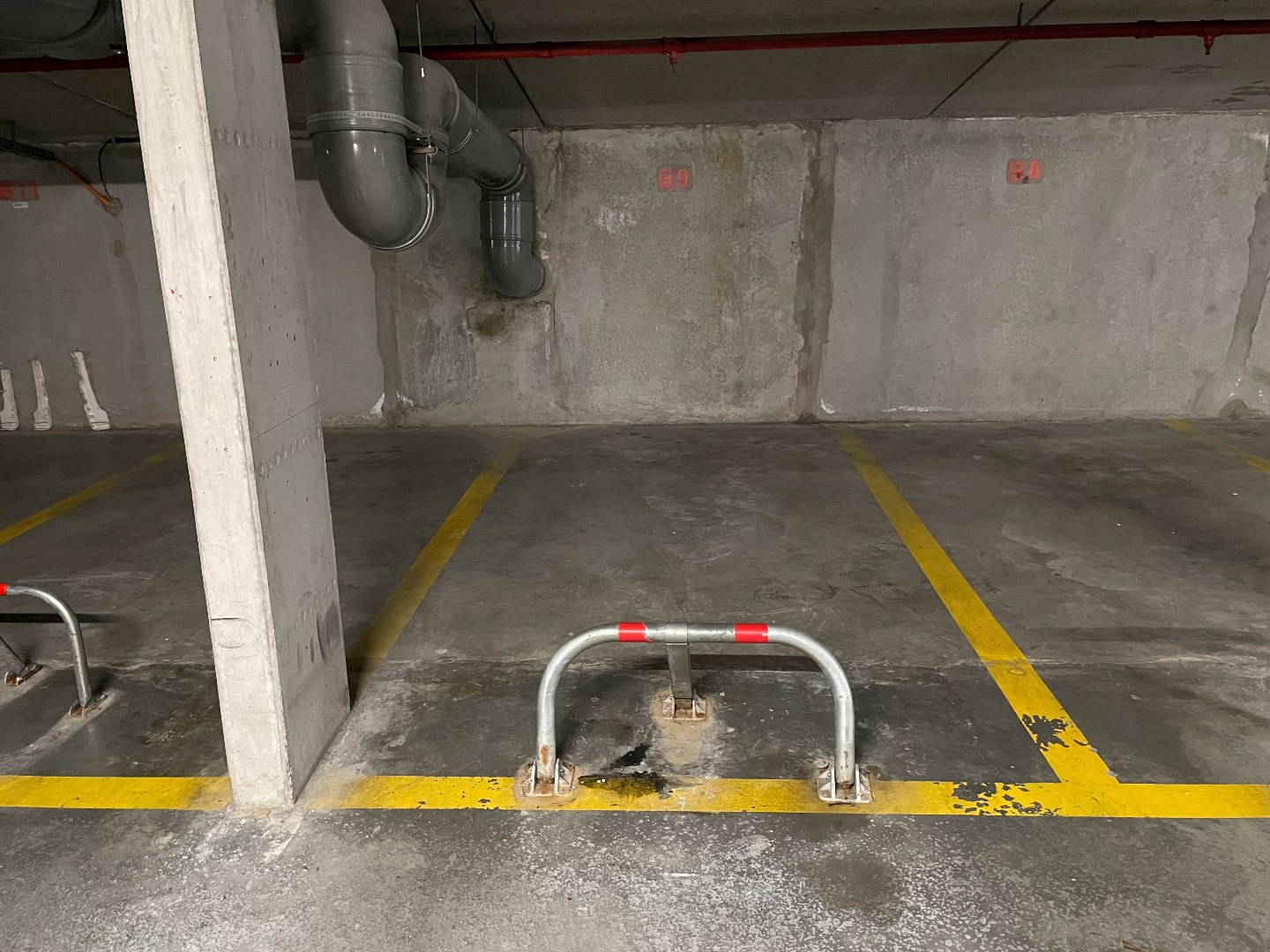 PARKING B9 TE KOOP GELEGEN AAN DE LEOPOLD I ESPLANADE ONDERAAN DE RESIDENTIES ZAND EN PIETER BORTIER TE DE PANNE - foto 2