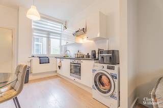 Appartement nabij metro en park, met moderne keuken en badkamer, individuele tellers en lage kosten. Ideaal voor investeerder of eerste aankoop...