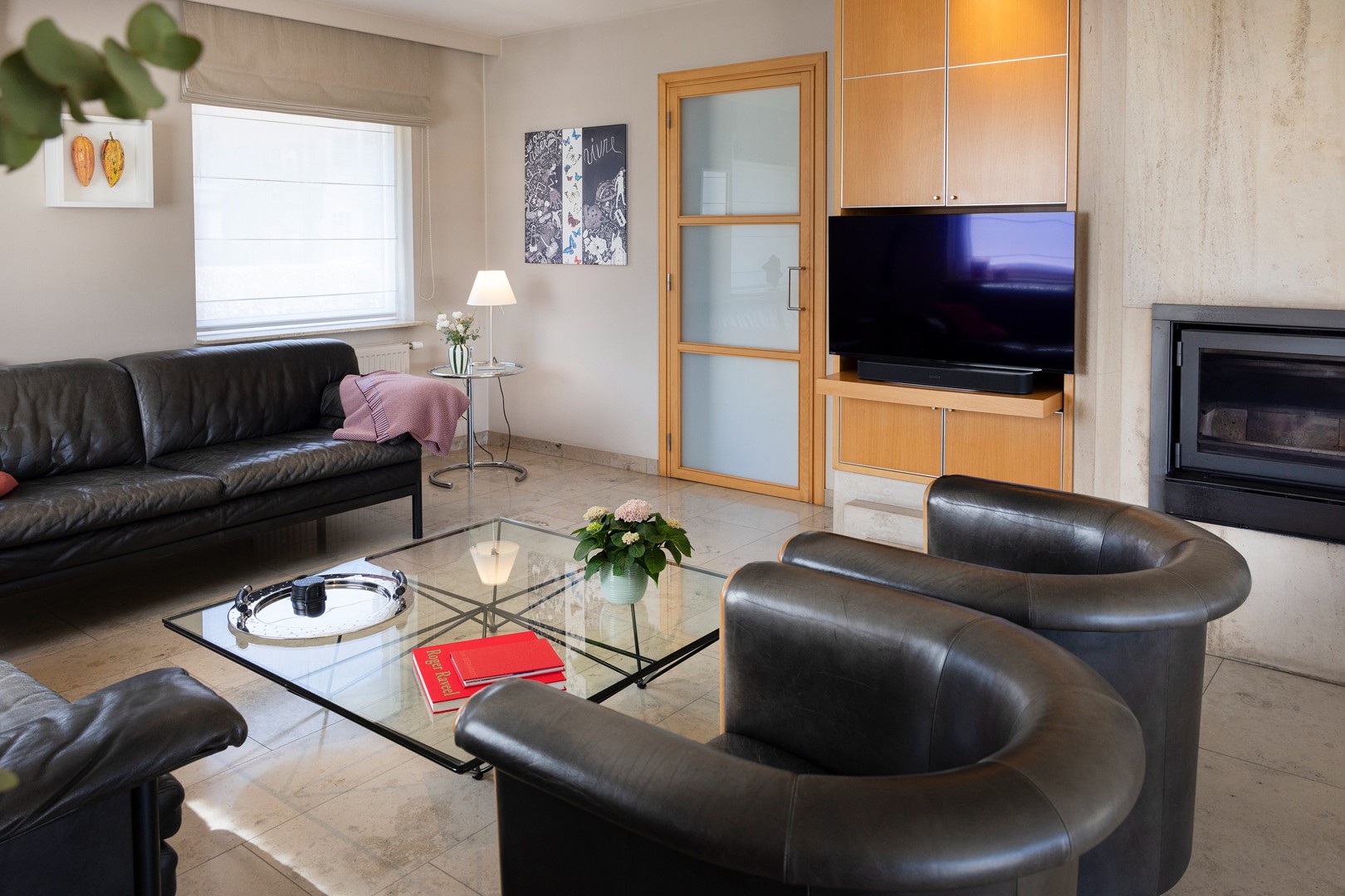Ruime, goed onderhouden villa met extra polyvalente ruimte. - foto 5