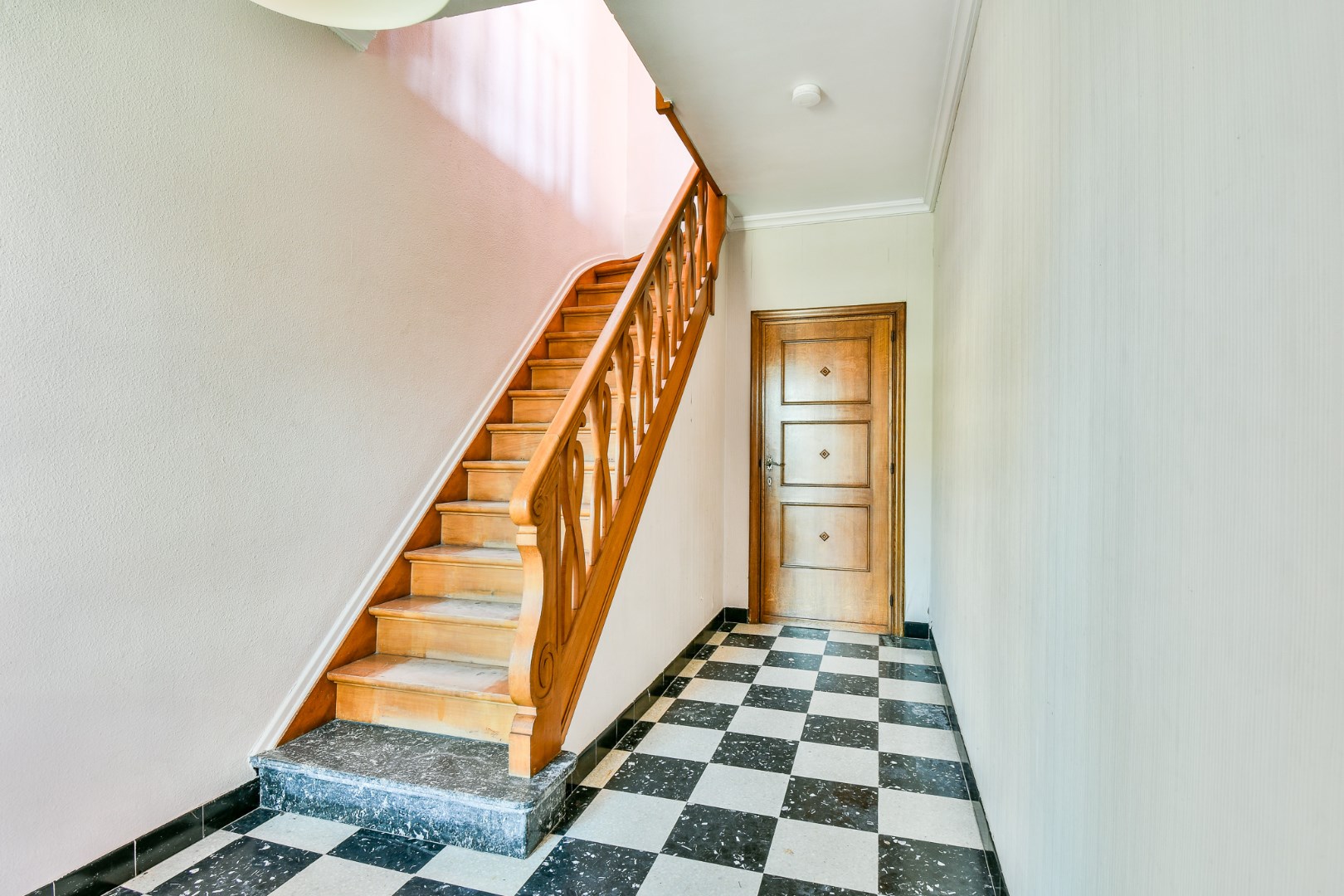 Halfopen woning op toplocatie met prachtig uitzicht op De Krekemeersen! - foto 4