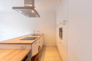 Op zoek naar een gezellige serviceflat in het hartje van Willebroek? Gevonden! Ontdek hieronder wat dit appartement op de derde verdieping...