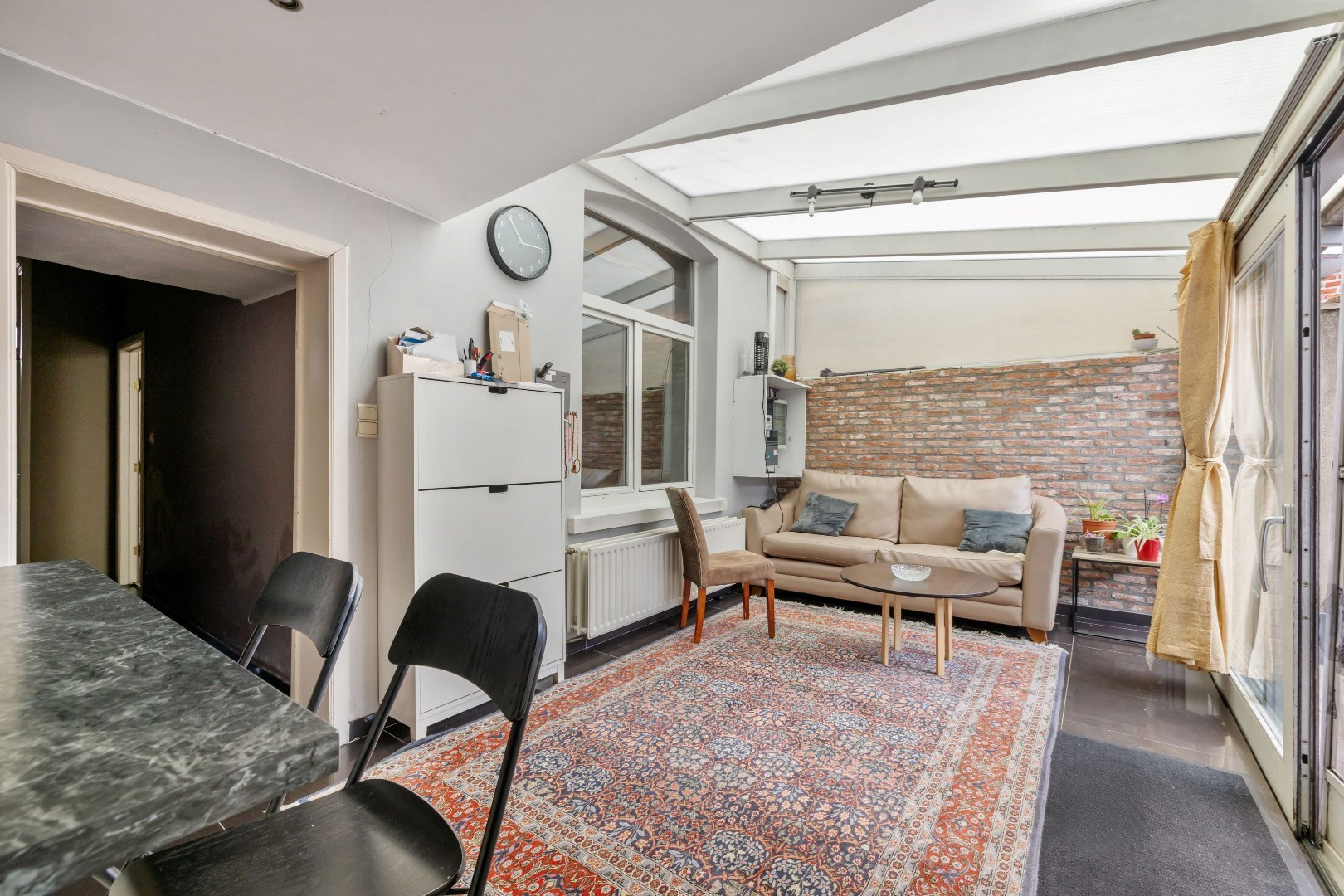 Halfopen bebouwing met 4 slaapkamers en garage – veel potentieel! - foto 4
