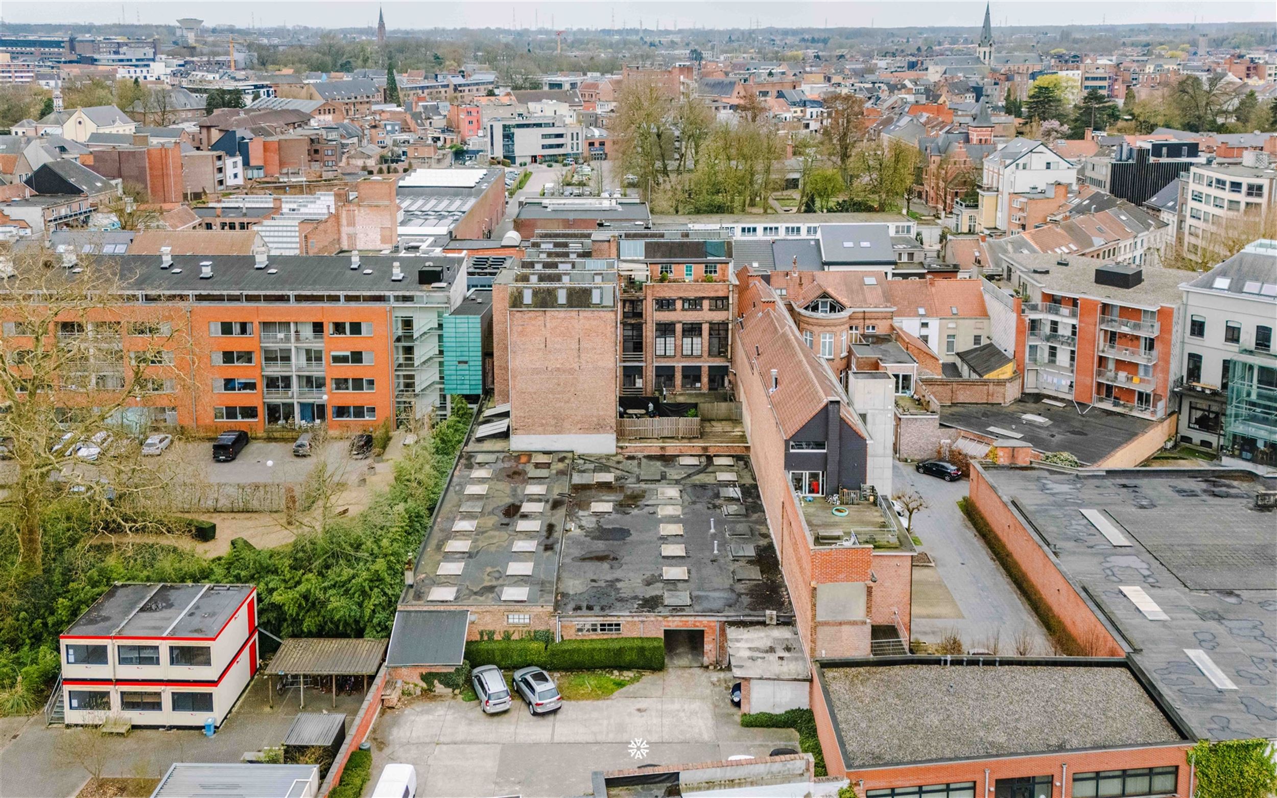 Patrimony company with unique property in Sint-Niklaas - photo 3