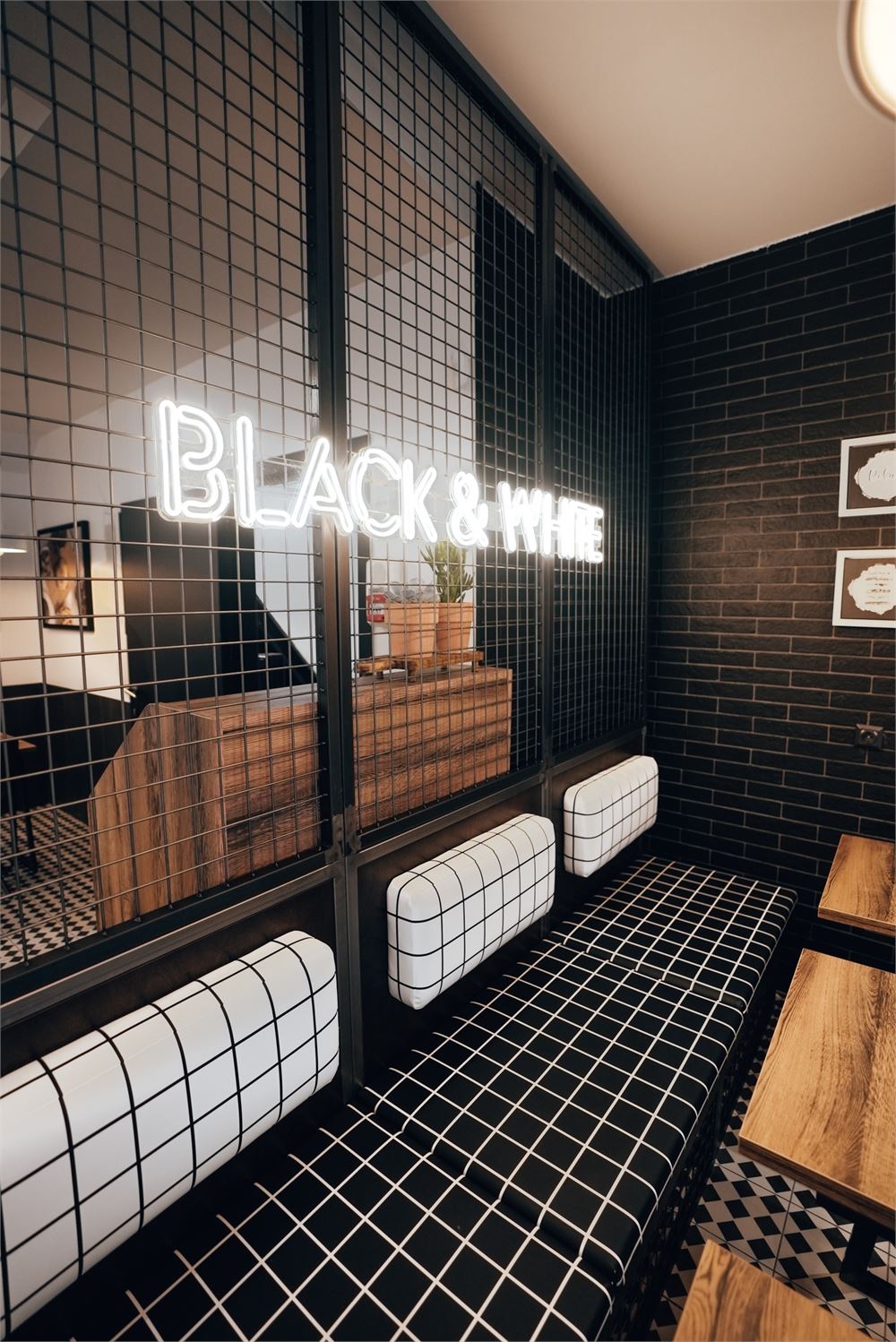 COMPLEET VERNIEUWD WINKELPAND NAAST FNAC - foto 5