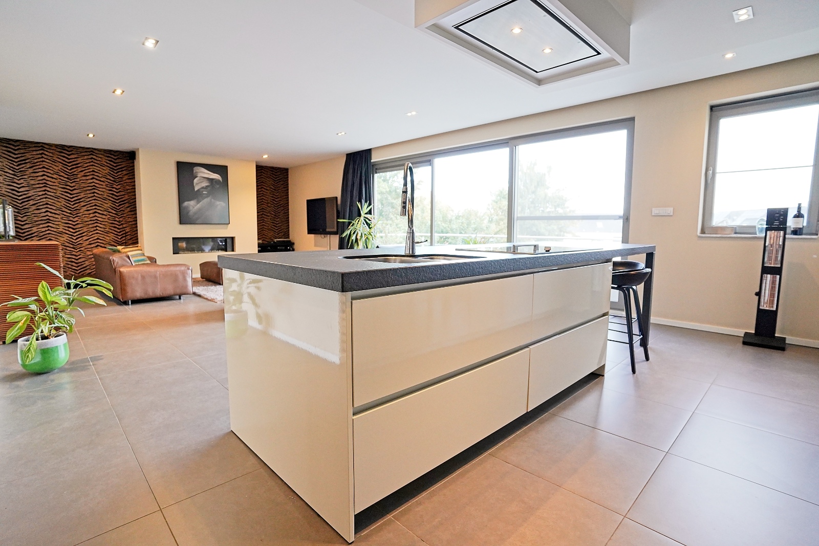 Prachtig appartement met 3 slaapkamers te Zwijndrecht - foto 2