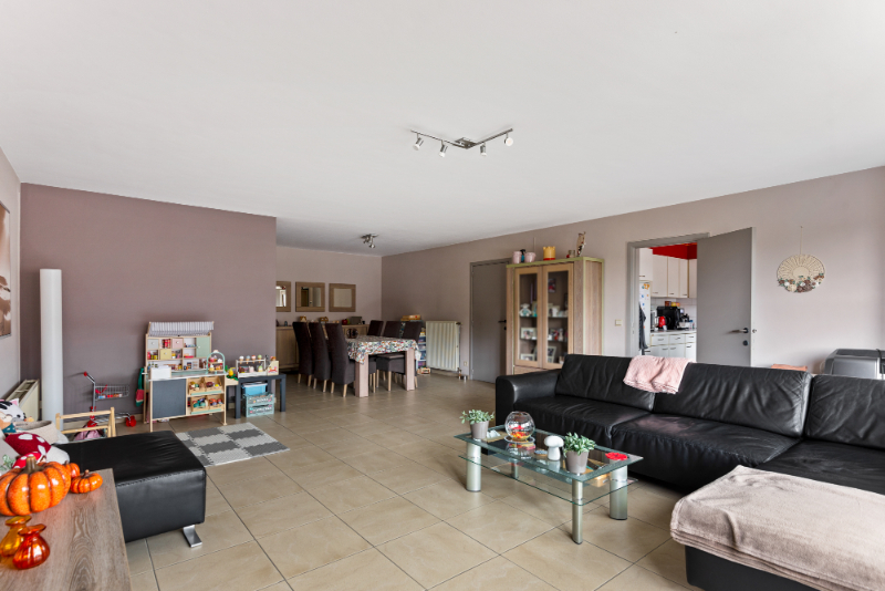 Ruim (125m²) en instapklaar appartement op 1eV met 3 slaapkamers - foto 5