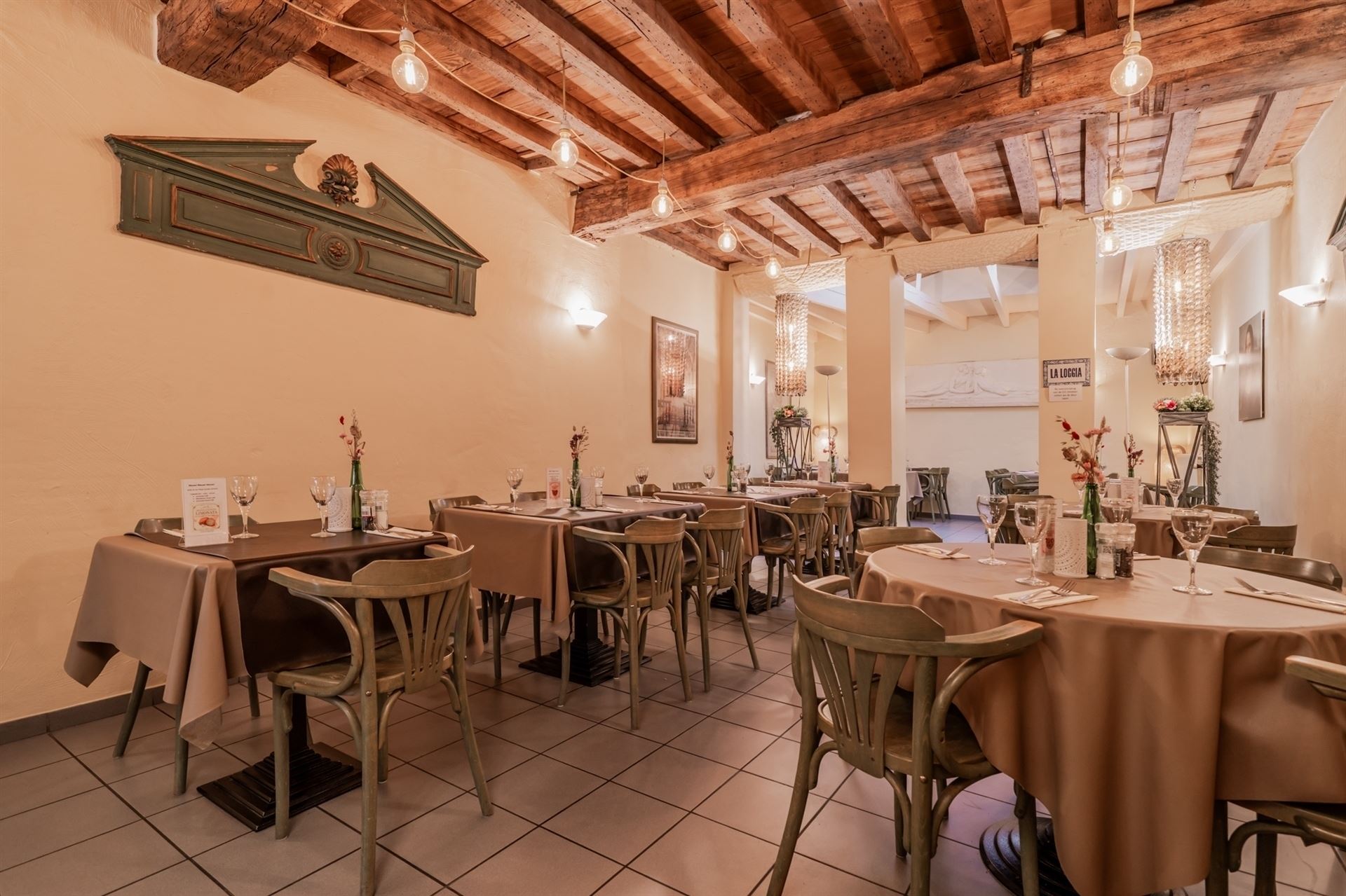 Handel 98 m2 en 62 m2 op 1e verd + duplex appartement op 2e &amp; 3e  - foto 2