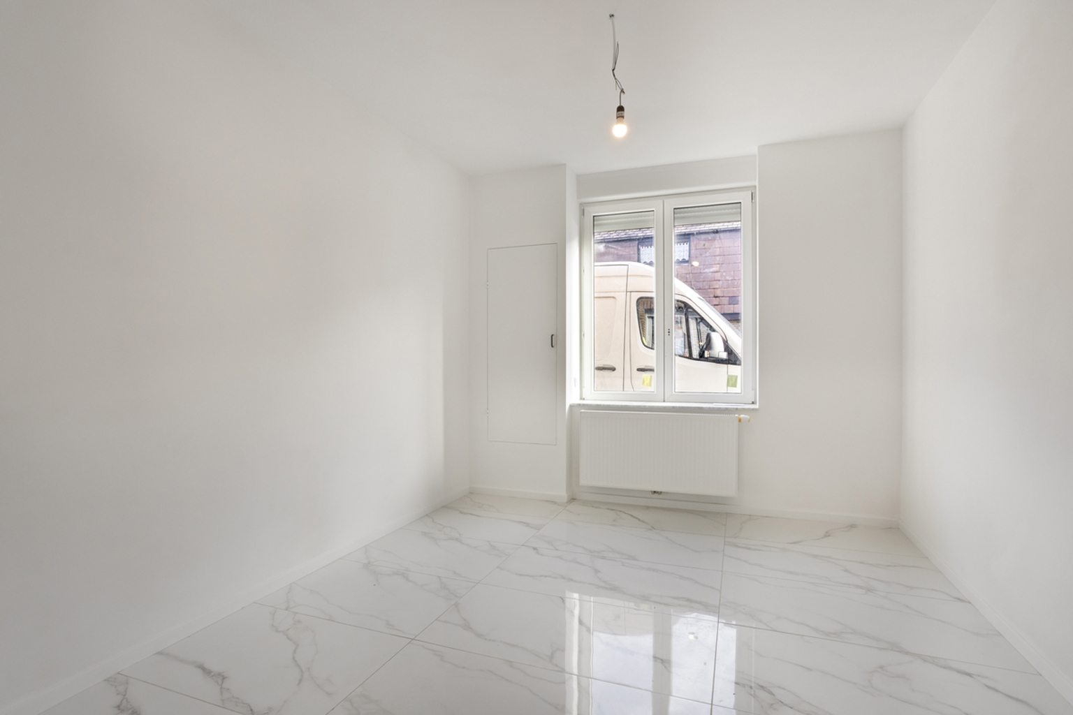 Volledig gerenoveerde gesloten bebouwing te Drogenbos - foto 4