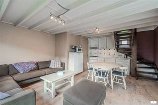 Cette charmante propriété à Middelkerke offre une solution idéale pour ceux qui recherchent une maison de vacances compacte, bien aménagée et...