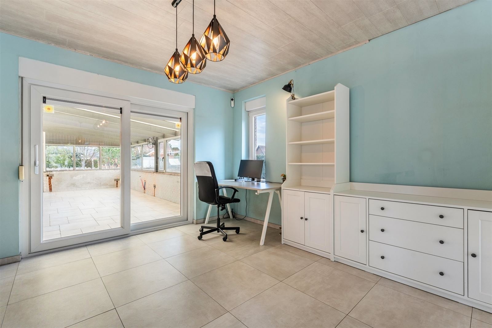 Instapklare woning met 3 slaapkamers op 8A 09CA! - foto 5